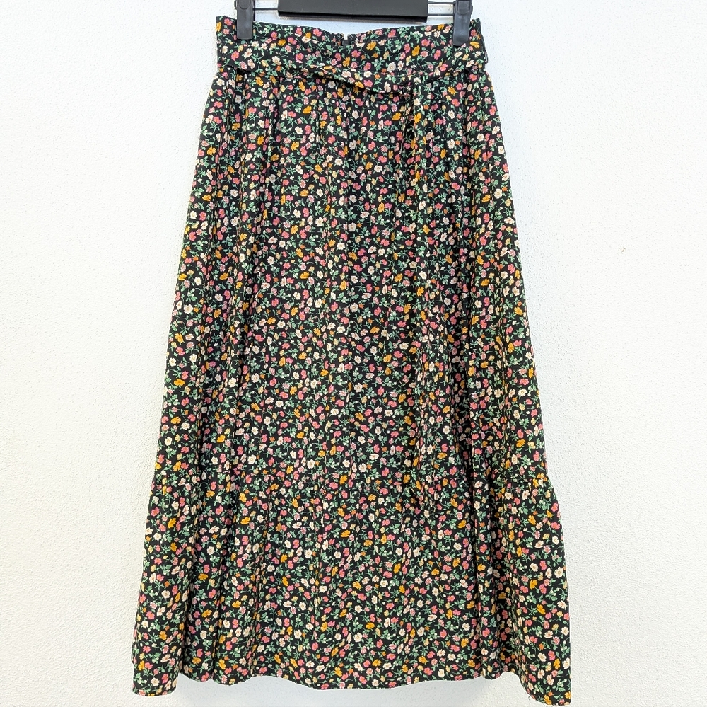 Ann Taylor Multicolor Floral A-Line Skirt